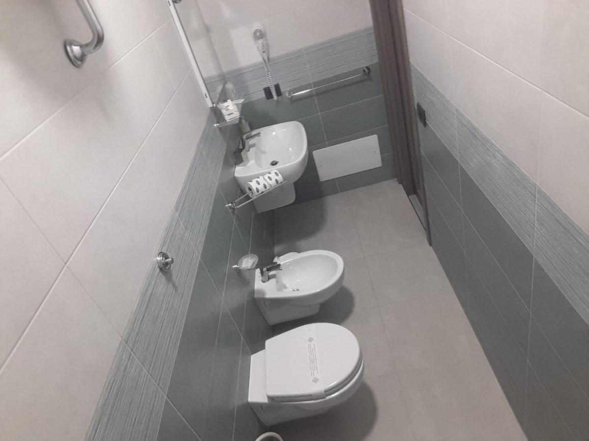 Affittacamere Borgata Marina Розето Капо Спулико Екстериор снимка